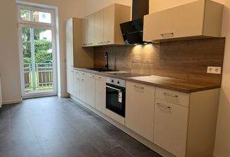 Vergleichsbild Einbauküche