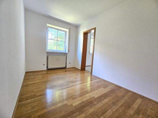 Gästezimmer mit Durchgangszimmer