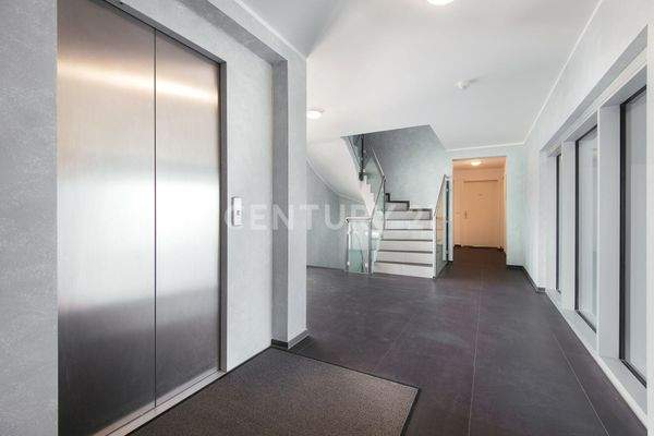 Lift von der Tiefgarage bis zur Wohnung