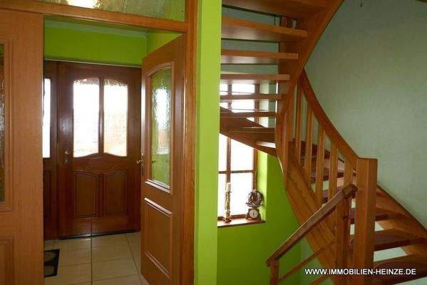 Treppenhaus und Diele