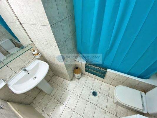 f755e6b720cb4791834f9cbc20c85e28-original