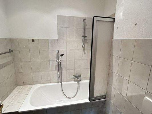 innenliegendes Bad mit Wanne 