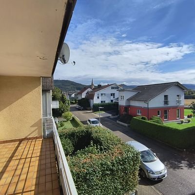 1. Balkon und Aussicht