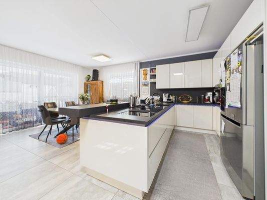 Wohn-, Ess- und Kochbereich 3