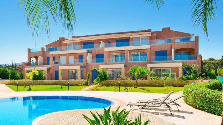 AKAMANTIS GARDENS 004 B - un.png