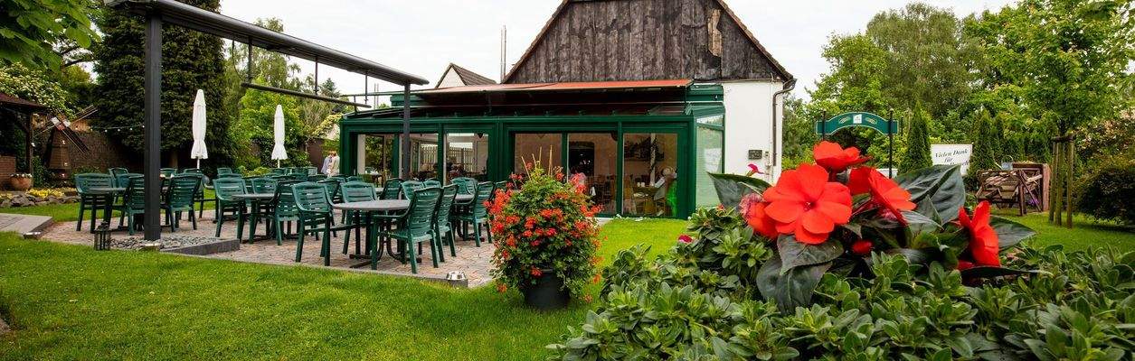 322AnsichtzumWintergartenmitBlumen