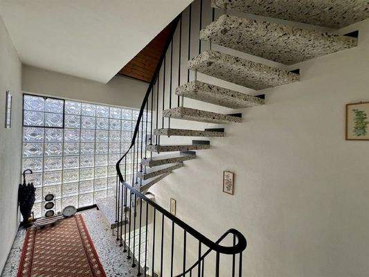 Ansprechendes Treppenhaus