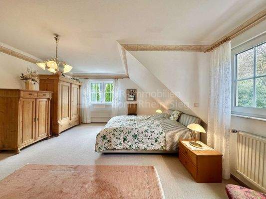 4894 Schlafzimmer OG