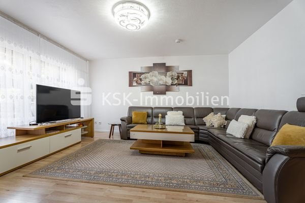 133562 Wohn- und Esszimmer 