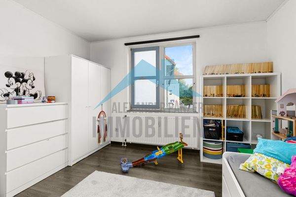 Schlafzimmer 1.OG rechts 