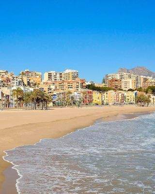 Detached Elegant-Design Villa with Pool in La Marina Alicante