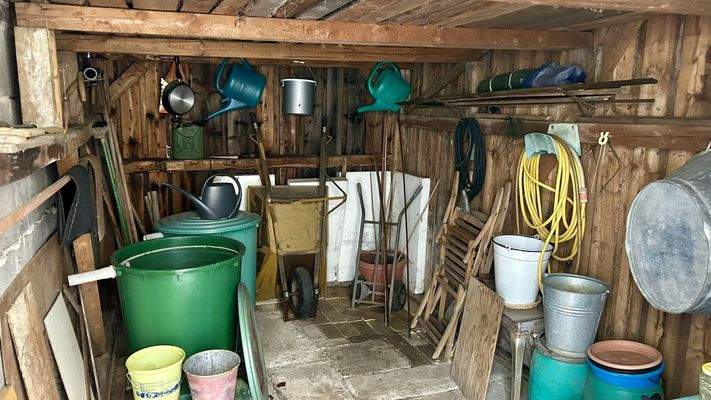 Abstellraum im Nebengelass