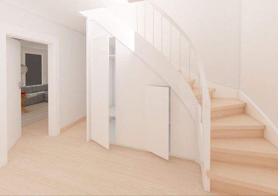 Viel stauraum unter der Treppe