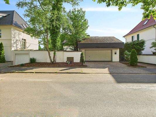 Außenansicht_Straßenseite