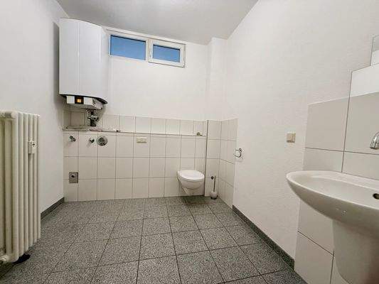 WC mit Waschmaschinenanschluss