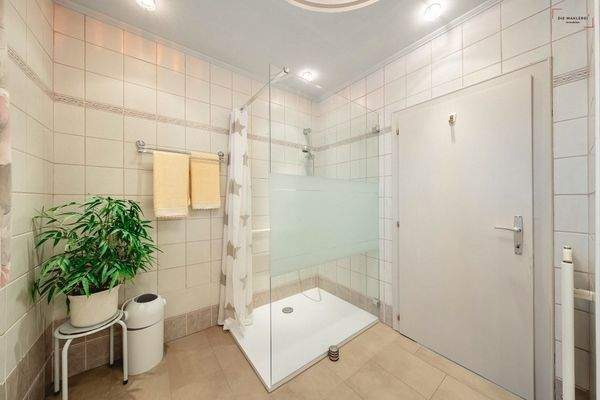 Die_Maklerei_Brixlegg_Dusche_OG