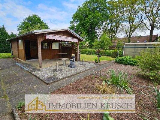 Großes Wohlfühlgartenhaus