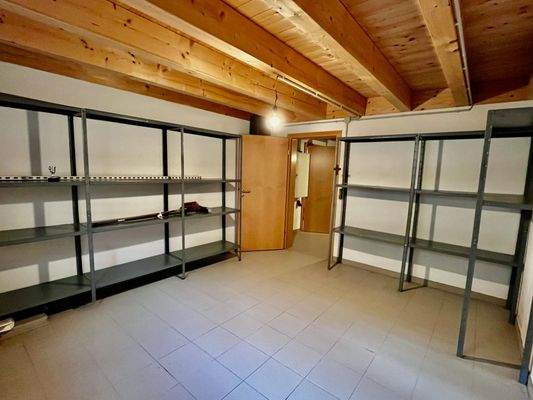 der große Kellerraum