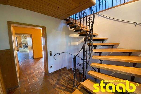 Zugang zu den beiden Wohnungen