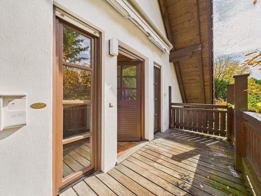 Eingangsbereich / Balkon