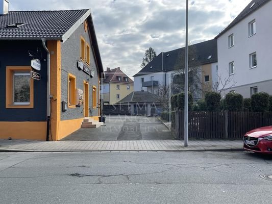 Einfahrt Grundstück