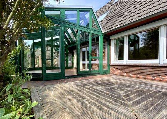 Terrasse und Wintergarten