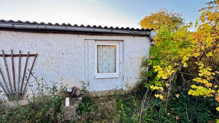 Garage mit Nebenraum