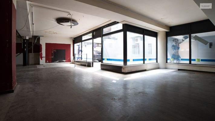 Die_Maklerei_Immobilien_Geschäftsfläche Innenbereich