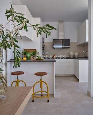 Quality Villas with Sea Views in Marbella's Prime Location