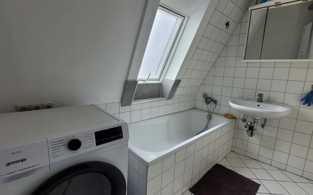 WG Zimmer stuttgart ost möbliert Zeitwohnen urbanbnb 3.jpeg