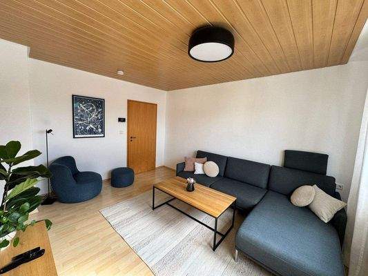 Beispiel: Wohn- und Esszimmer