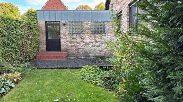 Zugang Garage, Hausarbeitsraum, Keller