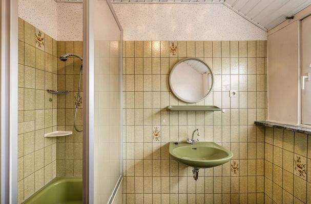 Tageslicht-Duschbad Dachgeschoss