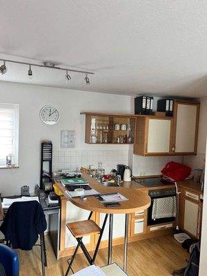 Küche offen zum Wohnbereich.jpg