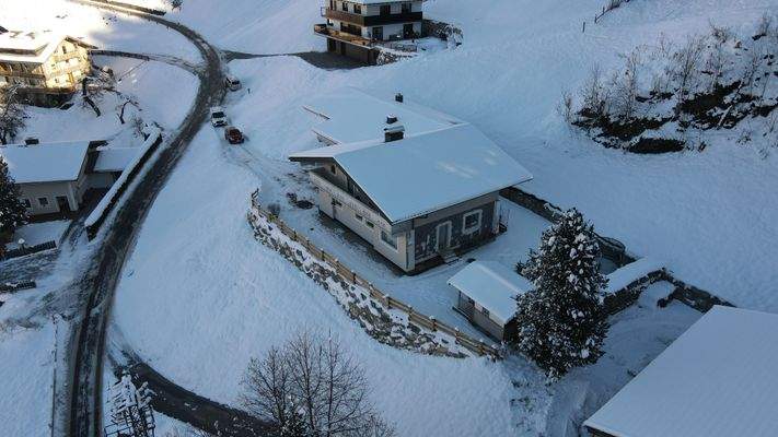 dji_fly_20251123_121012_548_1764261215585_photo.jp