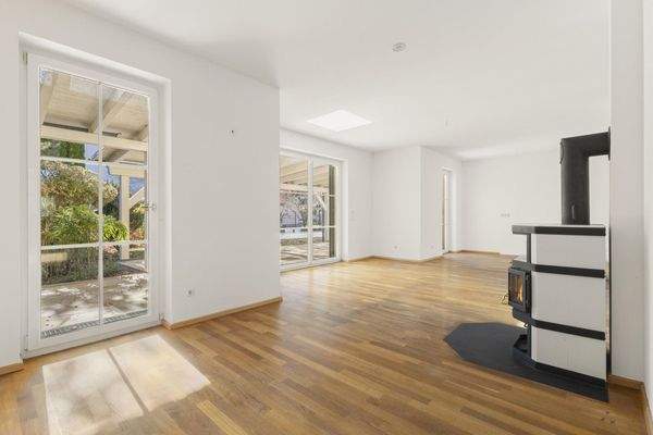 Holzherd im Wohnzimemr