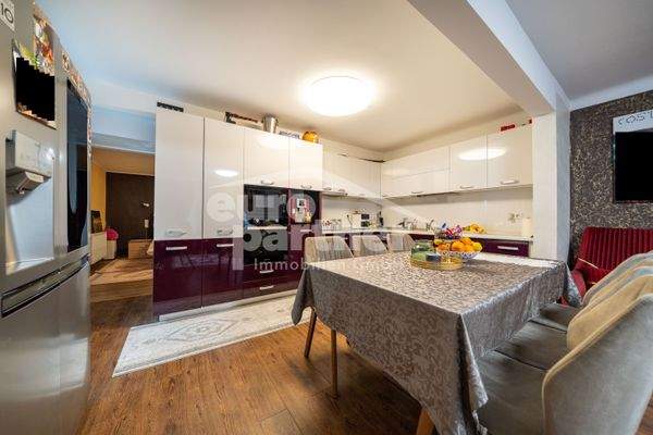 Wohnbereich/ Küche Ansicht III (OG)