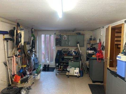 Kellerausgangstreppe/Werkstatt