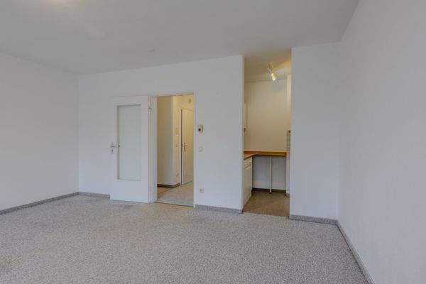 Wohn- und Schlafzimmer