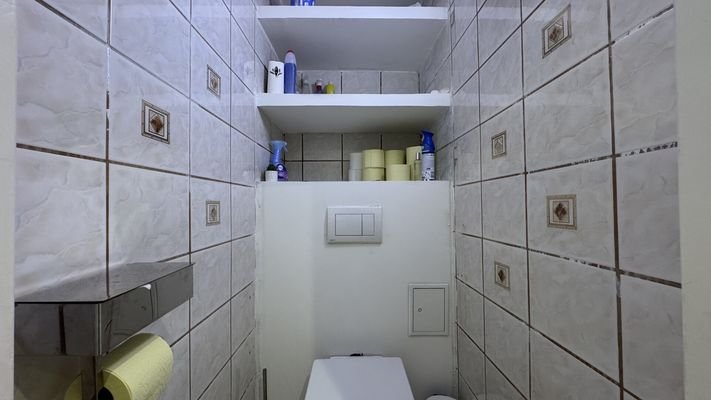 WC Haus 2