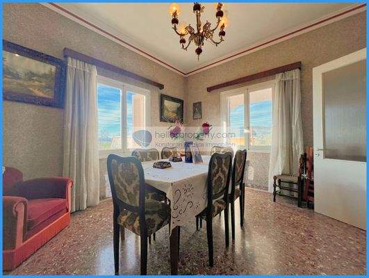 72c55b83fefa4fd1b53e04a18be0df22-original