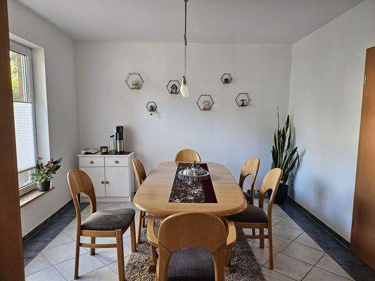 3 - Küche und Essbereich