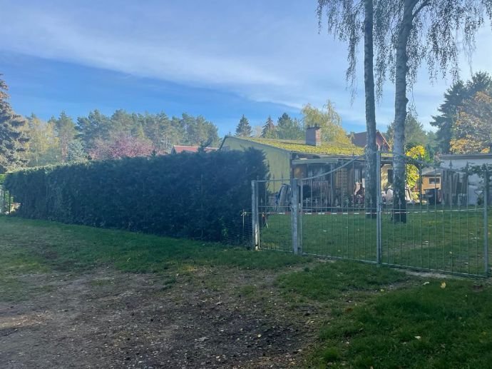 Am Wald gelegenes Baugrundstück in Bernau