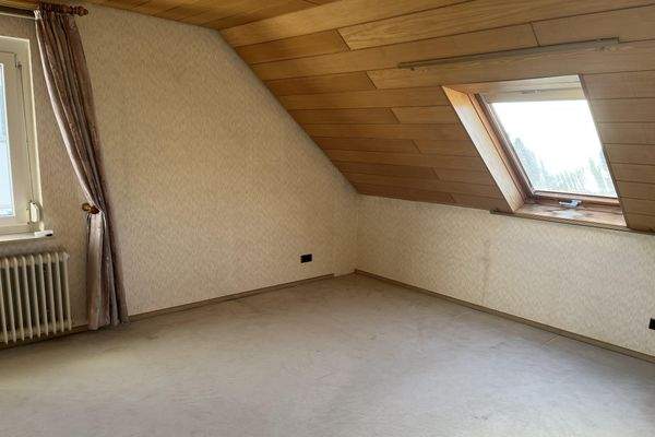 Großes Zimmer/Studio im DG