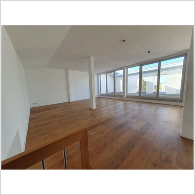 Wohnbereich mit Loggiazugang.png