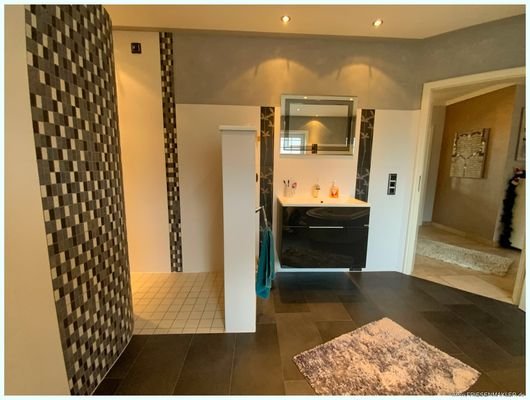 im Badezimmer