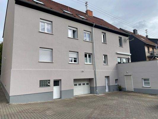3 Zimmer DG Wohnung mit Stellplatz