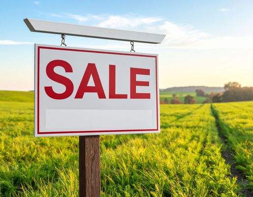 Baugrundstück zu verkaufen !