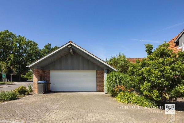 Doppelgarage mit ca. 52m² Fläche