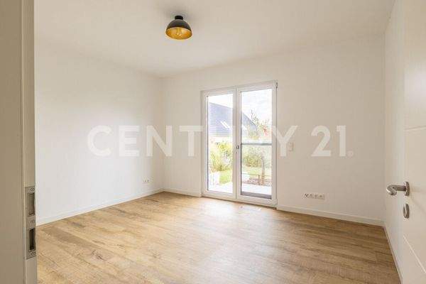 Schlafzimmer mit Zugang zur Süd-Terrasse